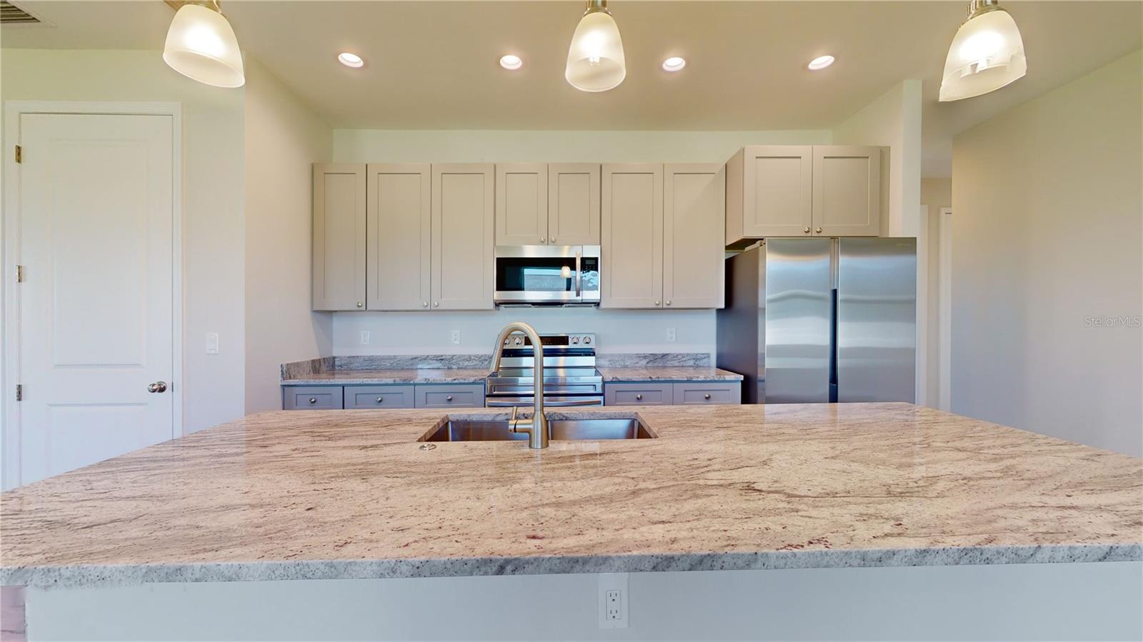 30086 Alder Rd Property Photo 8