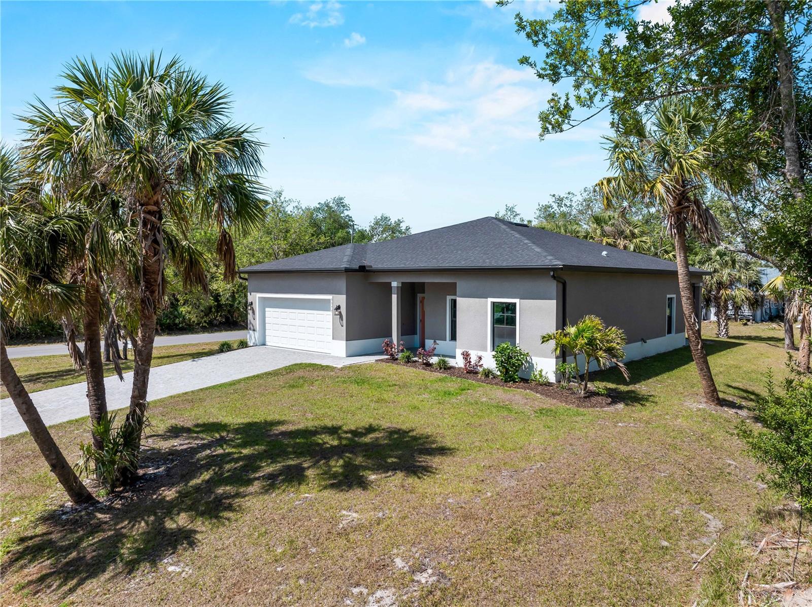 3377 Audette St Property Photo 1