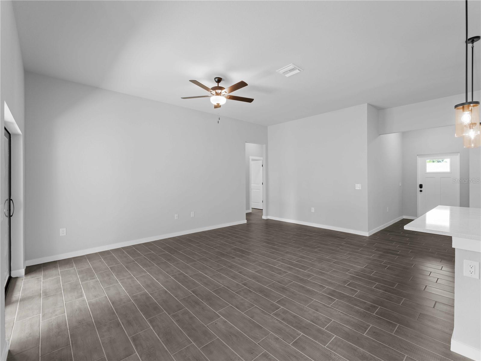 20295 Banner Ave Property Photo 15