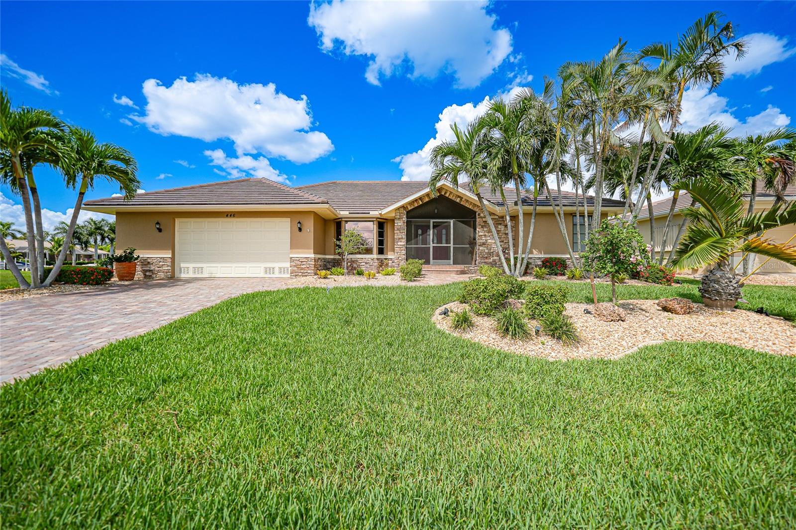 446 Valletta Ct Property Photo 4