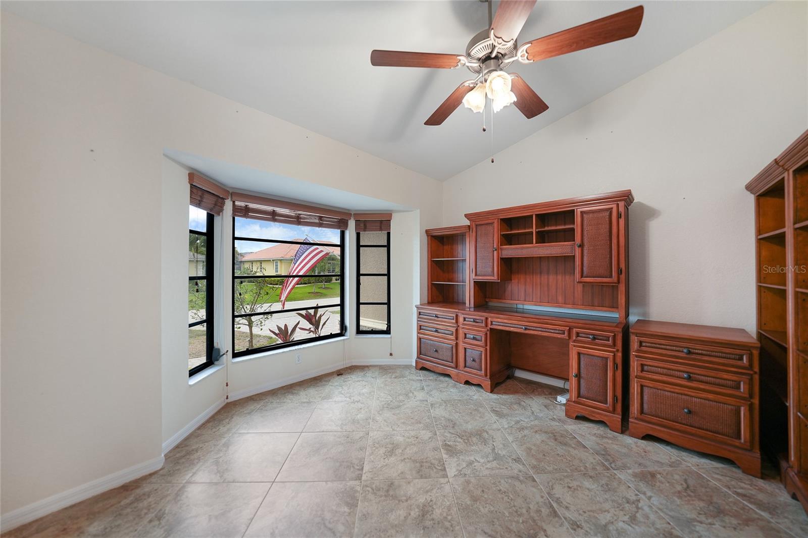 446 Valletta Ct Property Photo 6