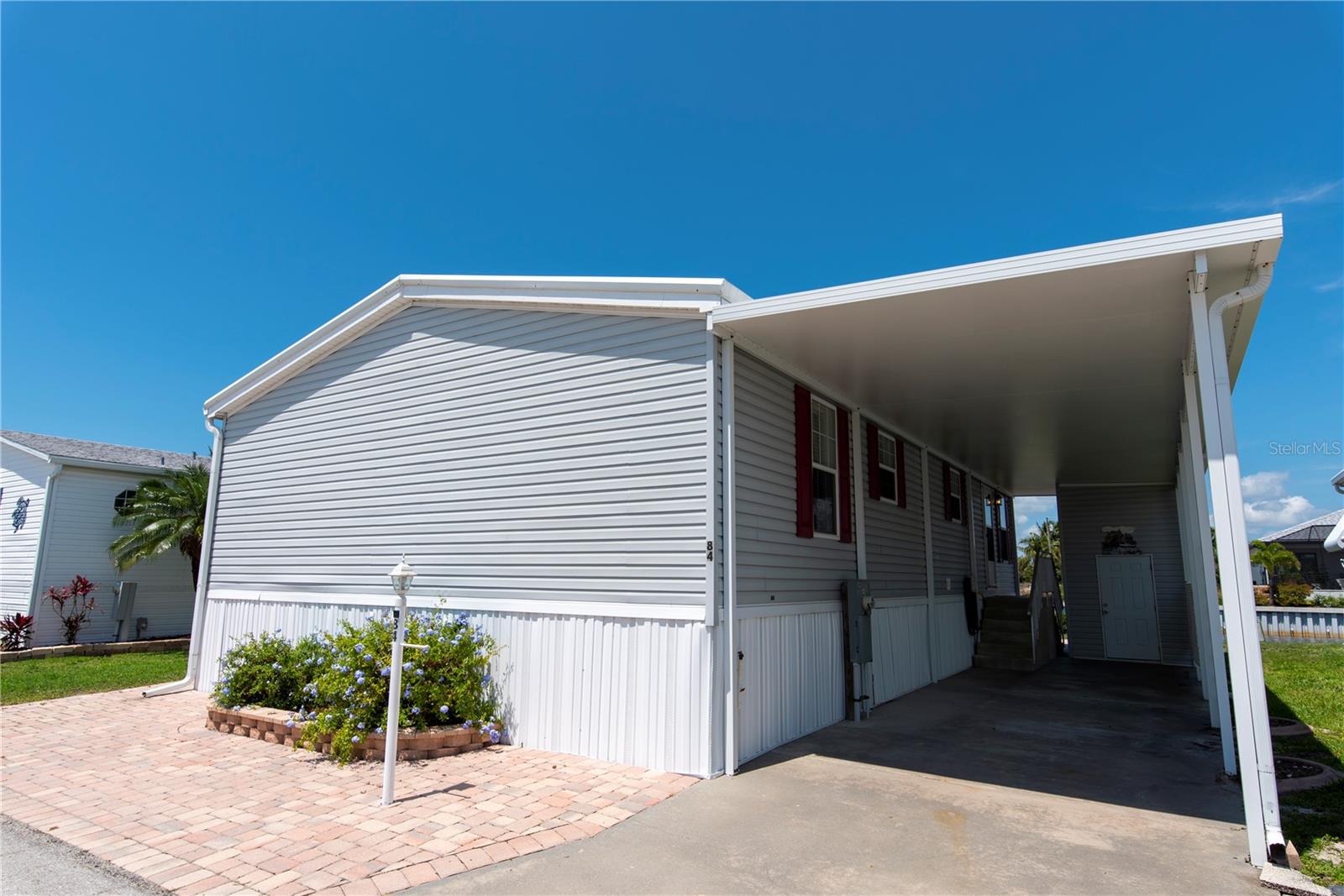 84 WINDMILL BLVD Property Photo 1