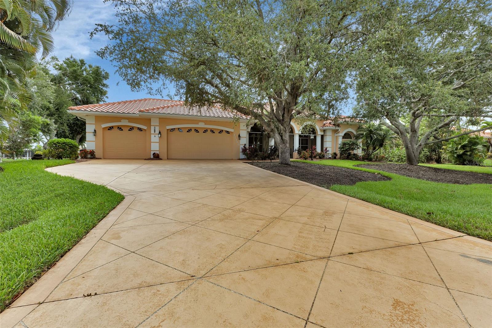 17180 Cape Horn Blvd Property Photo 1