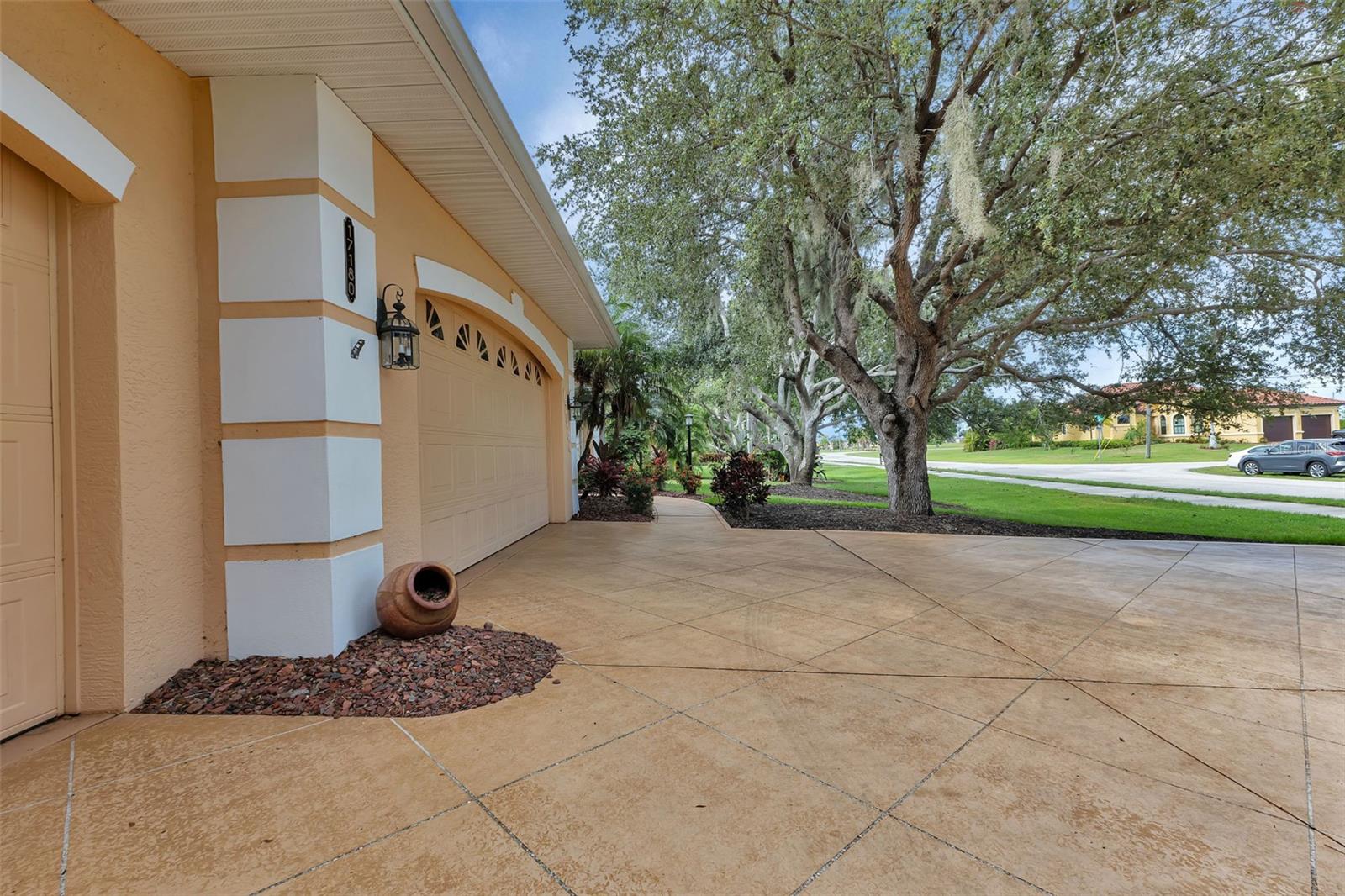 17180 Cape Horn Blvd Property Photo 6