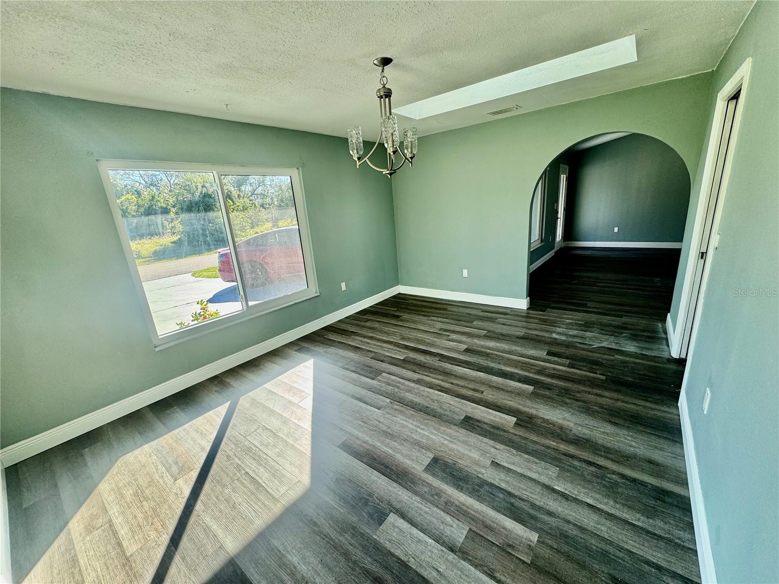 17352 Terry Ave Property Photo 9