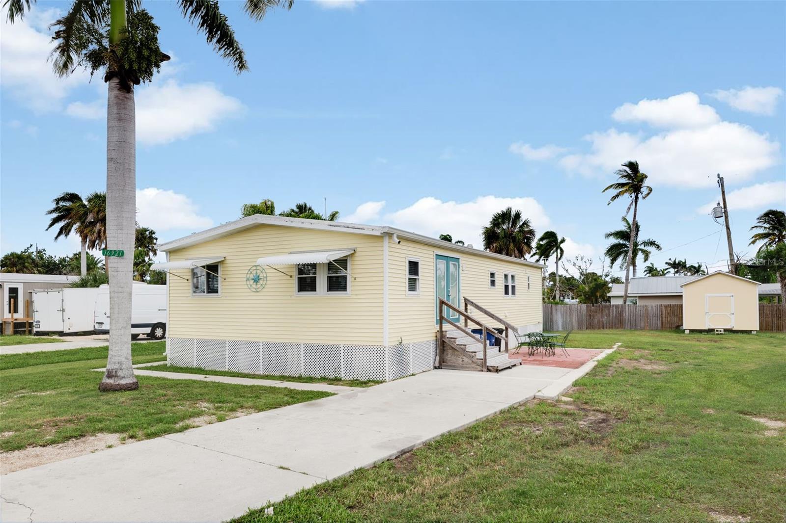 16921 Windcrest Dr Property Photo 1