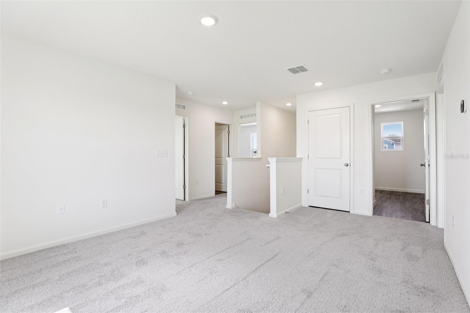 1813 Grassmere St Property Photo 26