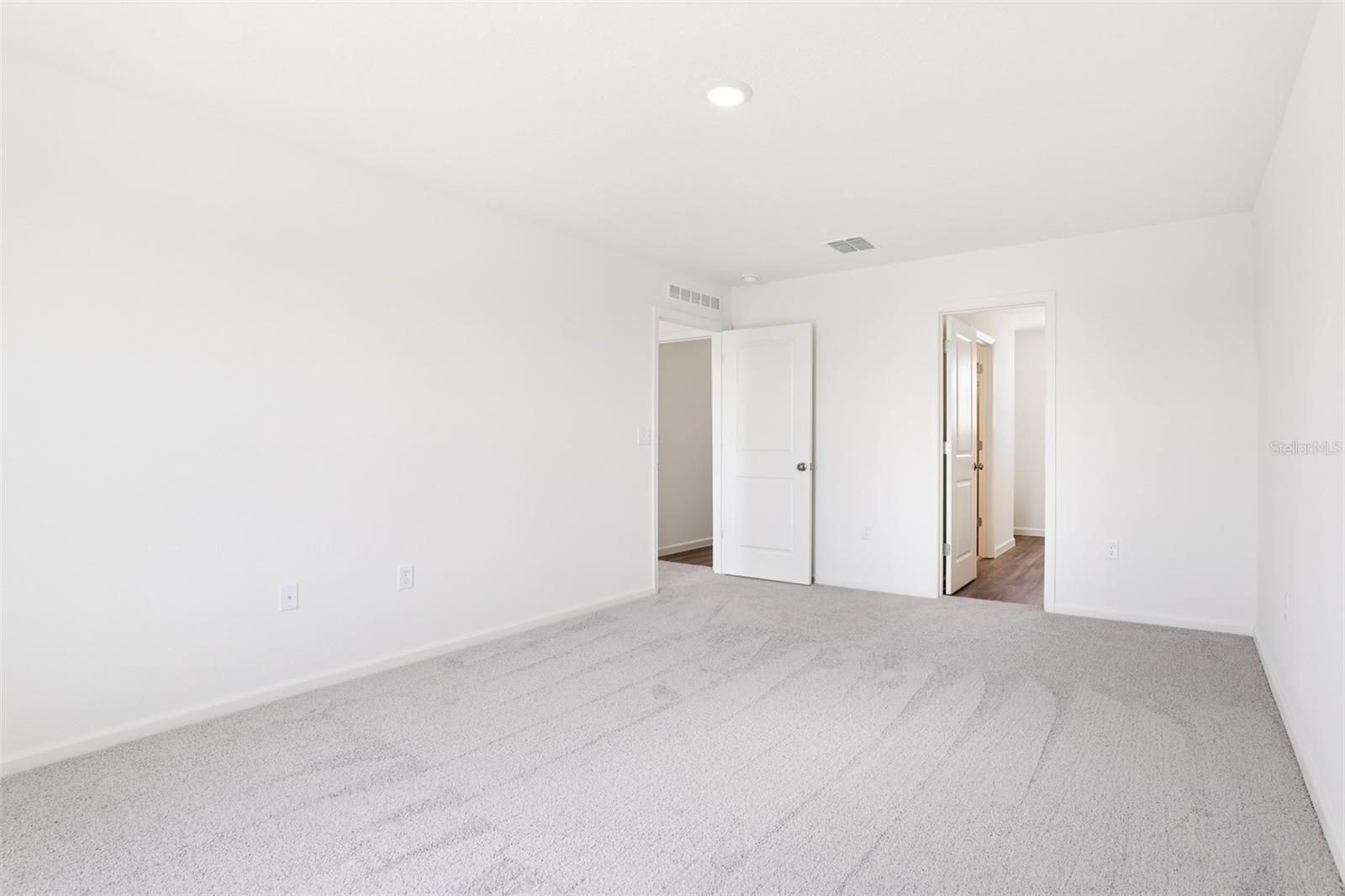 1813 Grassmere St Property Photo 31