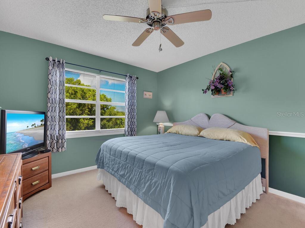4380 27th Ct Sw #1-304 Property Photo 15