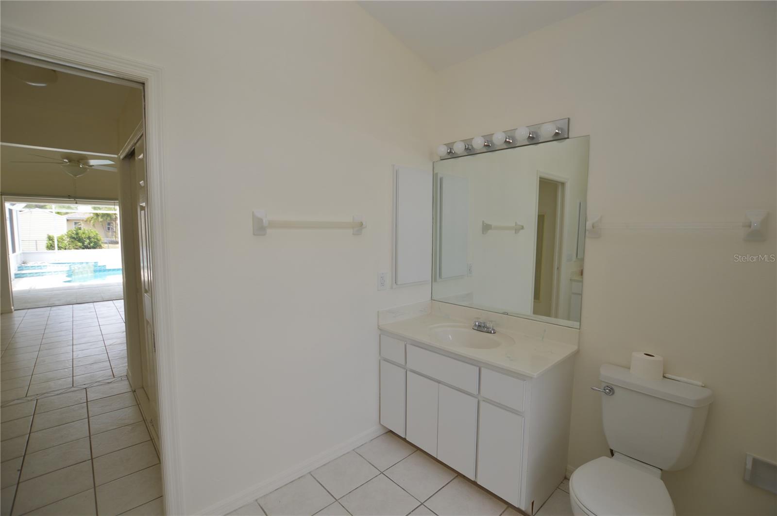 515 Allworthy St Property Photo 20