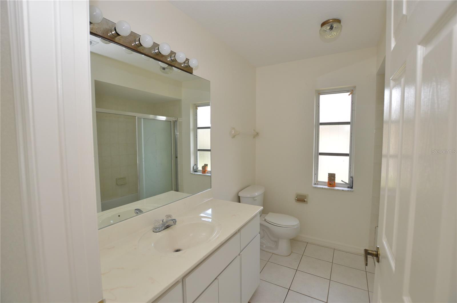 515 Allworthy St Property Photo 23