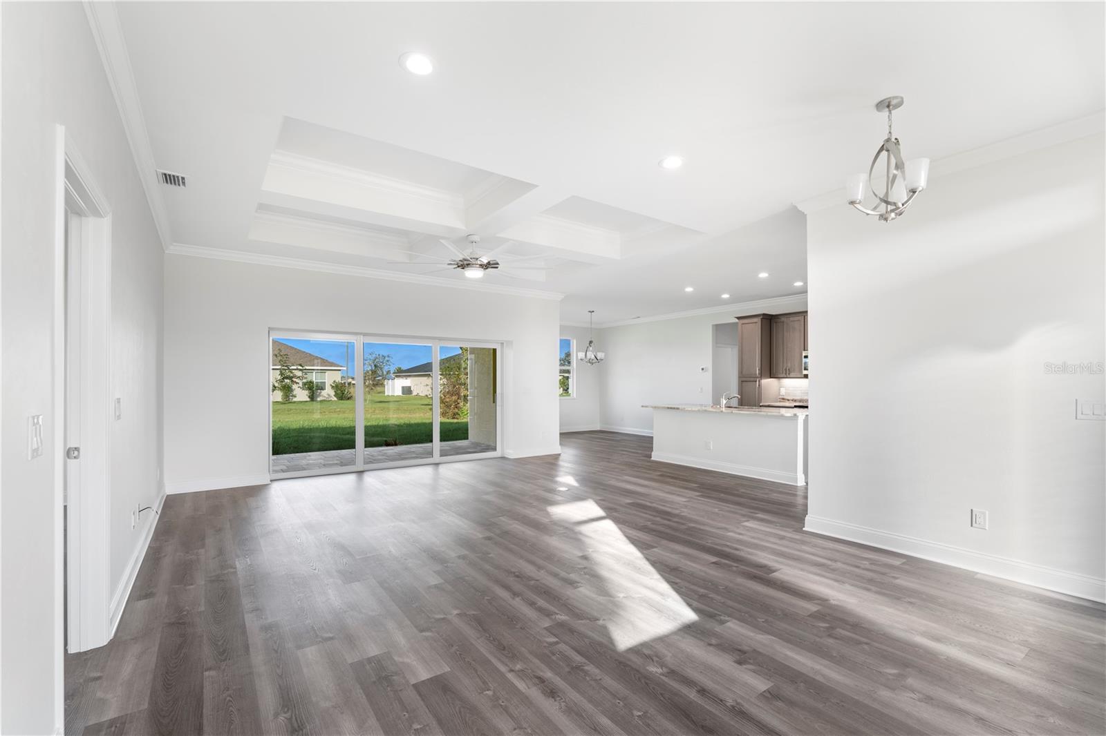 16077 Coruna Ct Property Photo 6