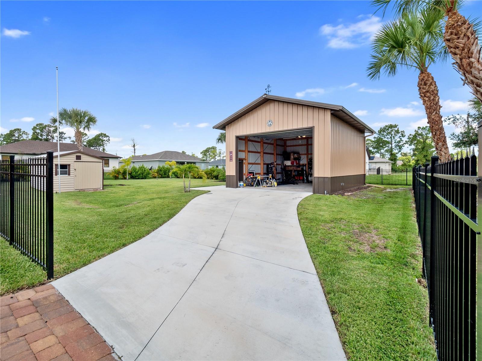 2129 Music Ln Property Photo 6