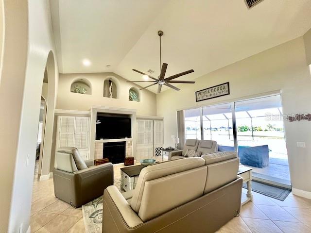 24378 Belize Ct Property Photo 17