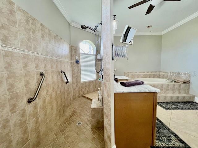 24378 Belize Ct Property Photo 23
