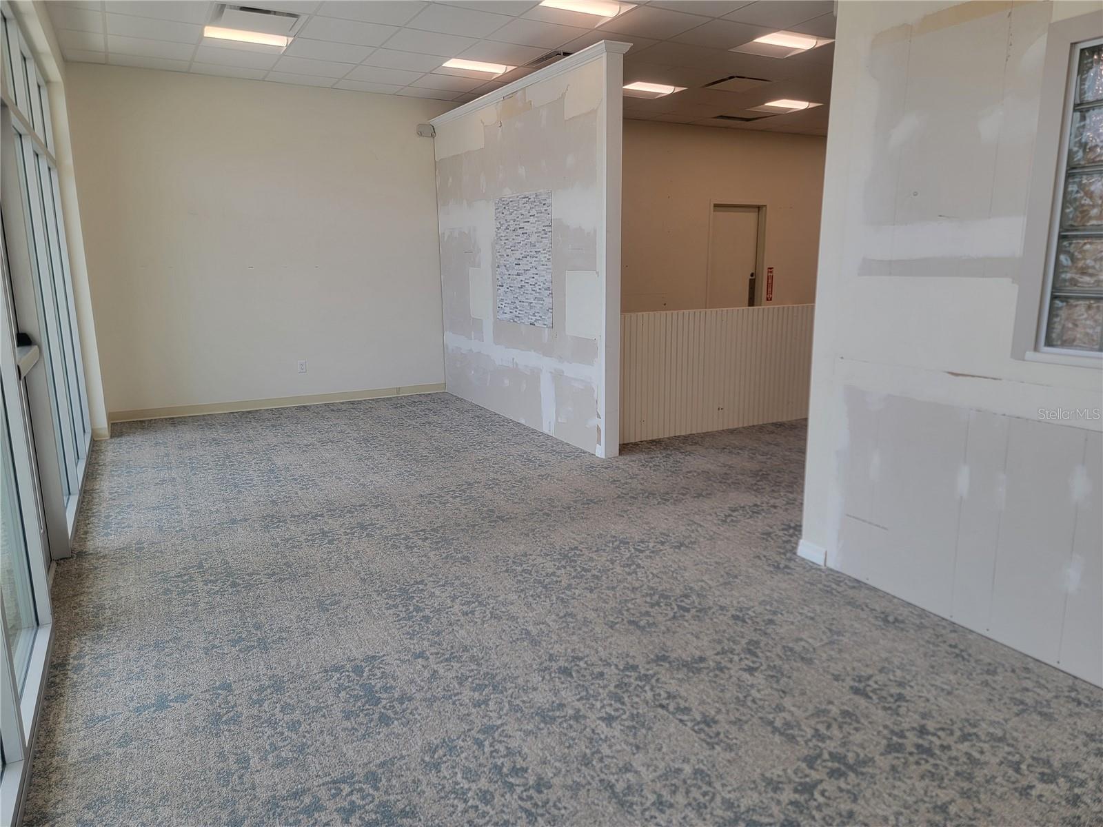 20550 Veterans Blvd #101 Property Photo 12
