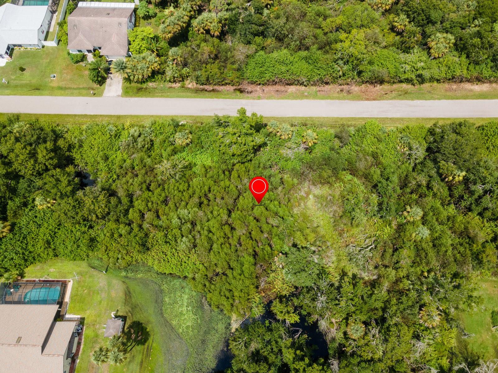 22447 Morocco Ave Property Photo 18