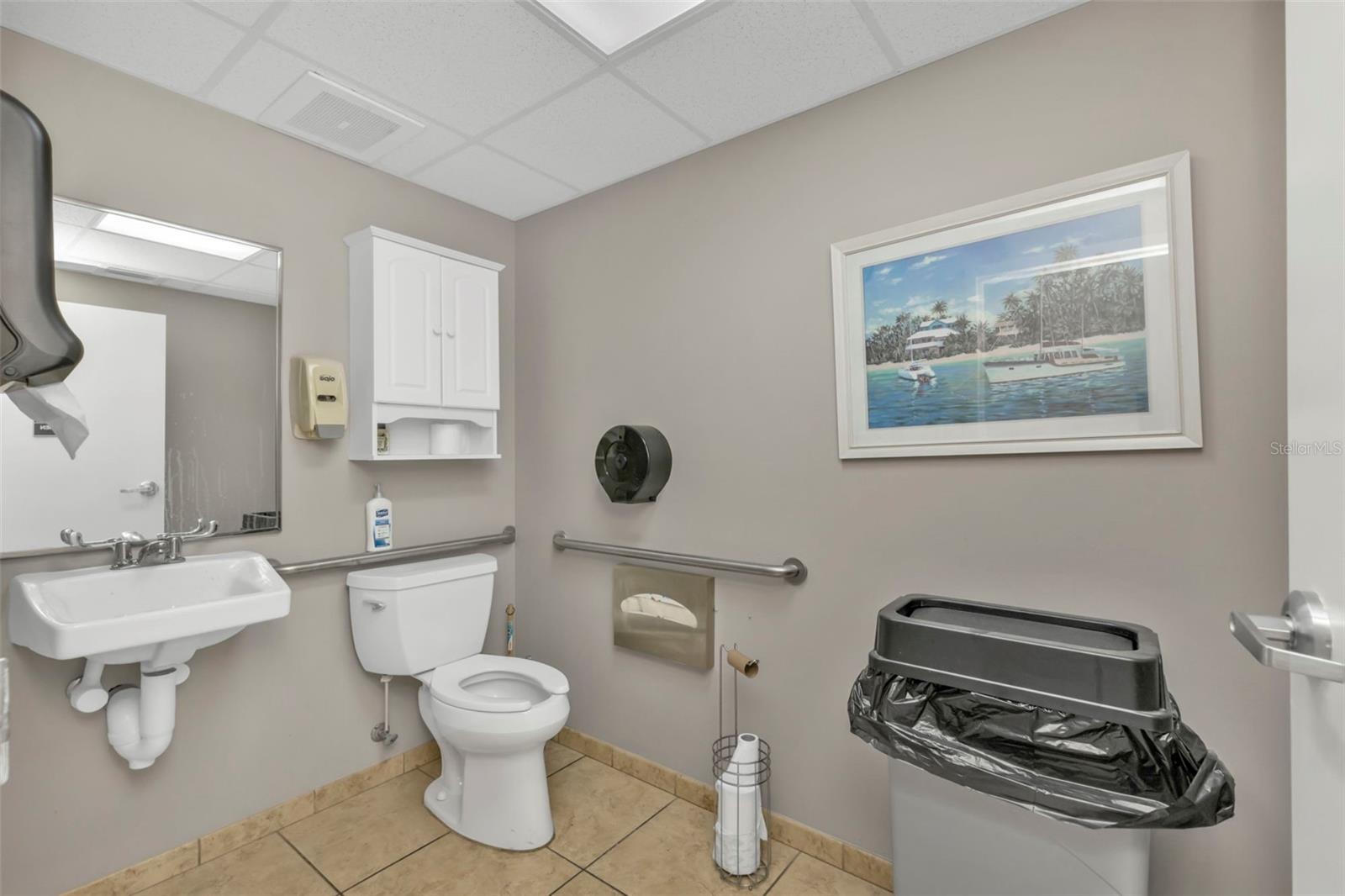 128 W Charlotte Ave Property Photo 21