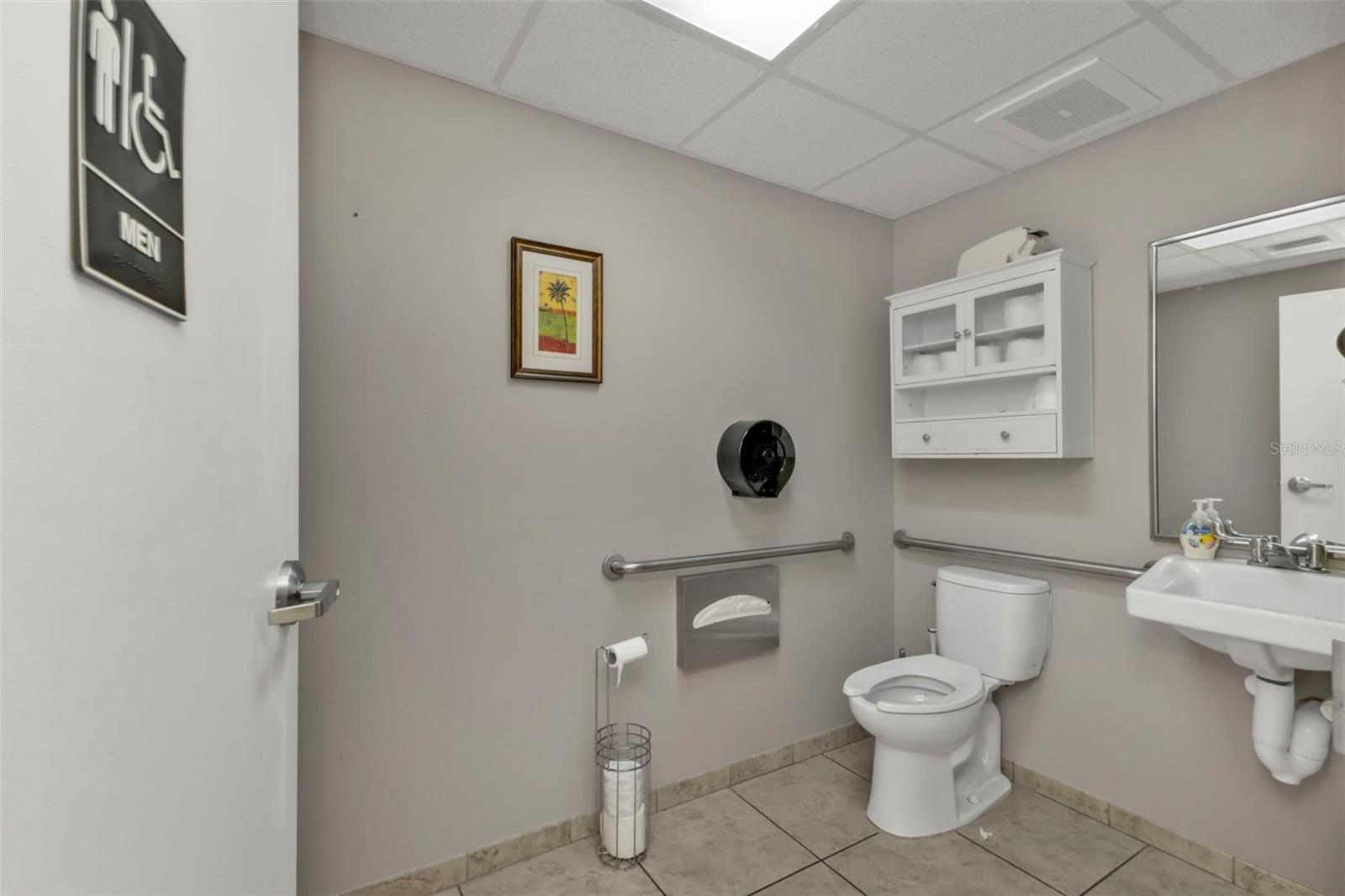 128 W Charlotte Ave Property Photo 34