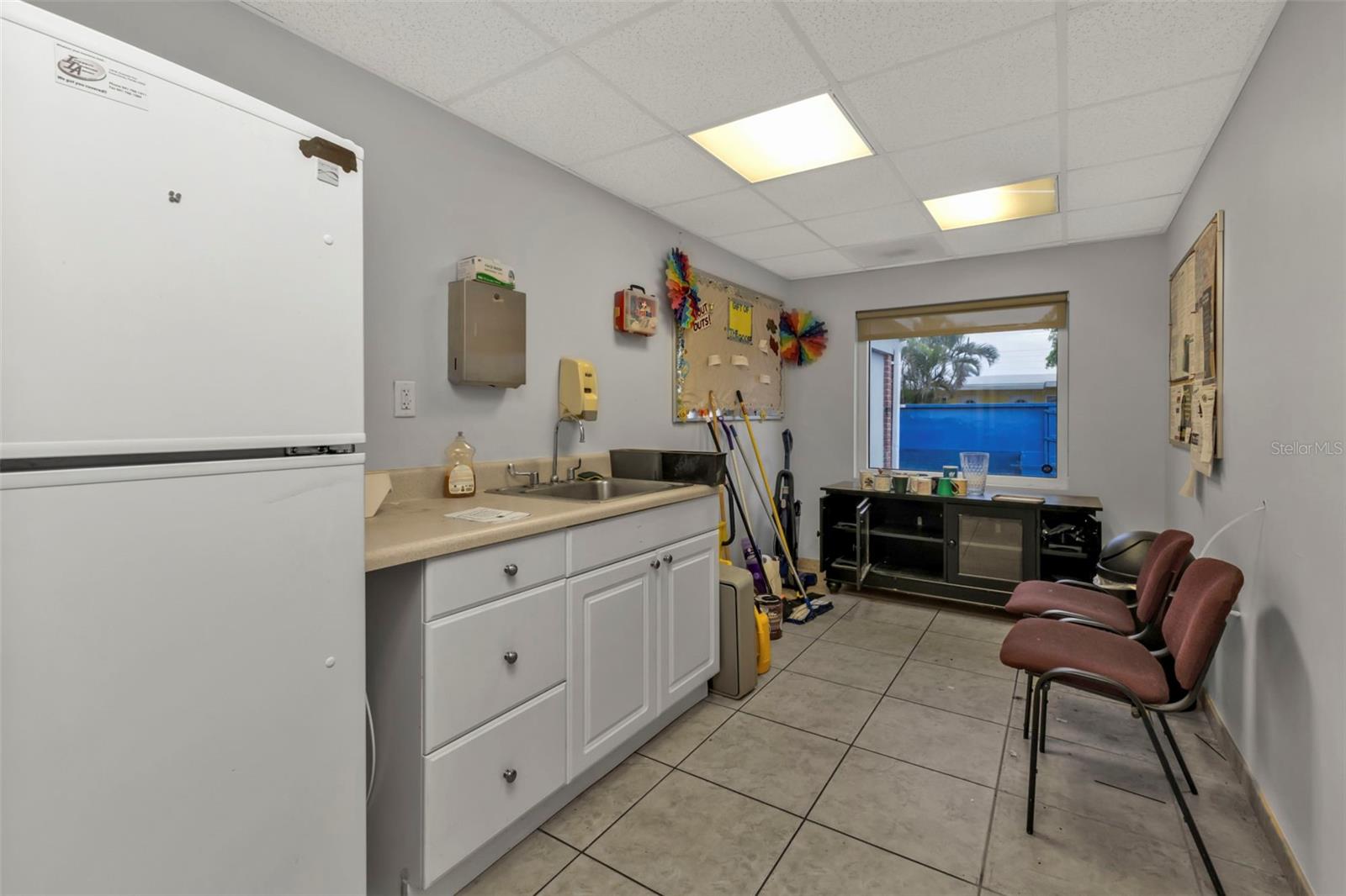 128 W Charlotte Ave Property Photo 37