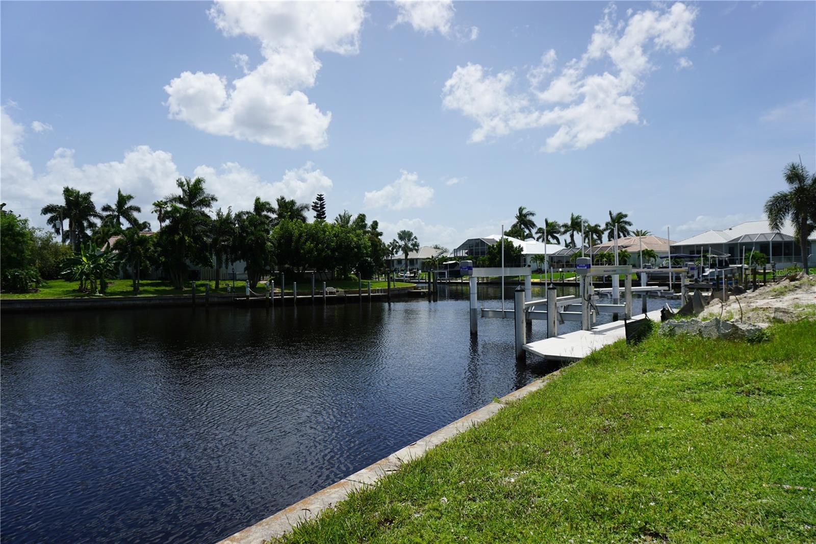 1417 Kittiwake Dr Property Photo 1