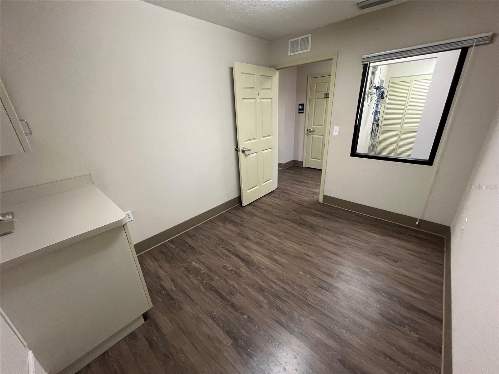 3400 Tamiami Trl #203 Property Photo 18