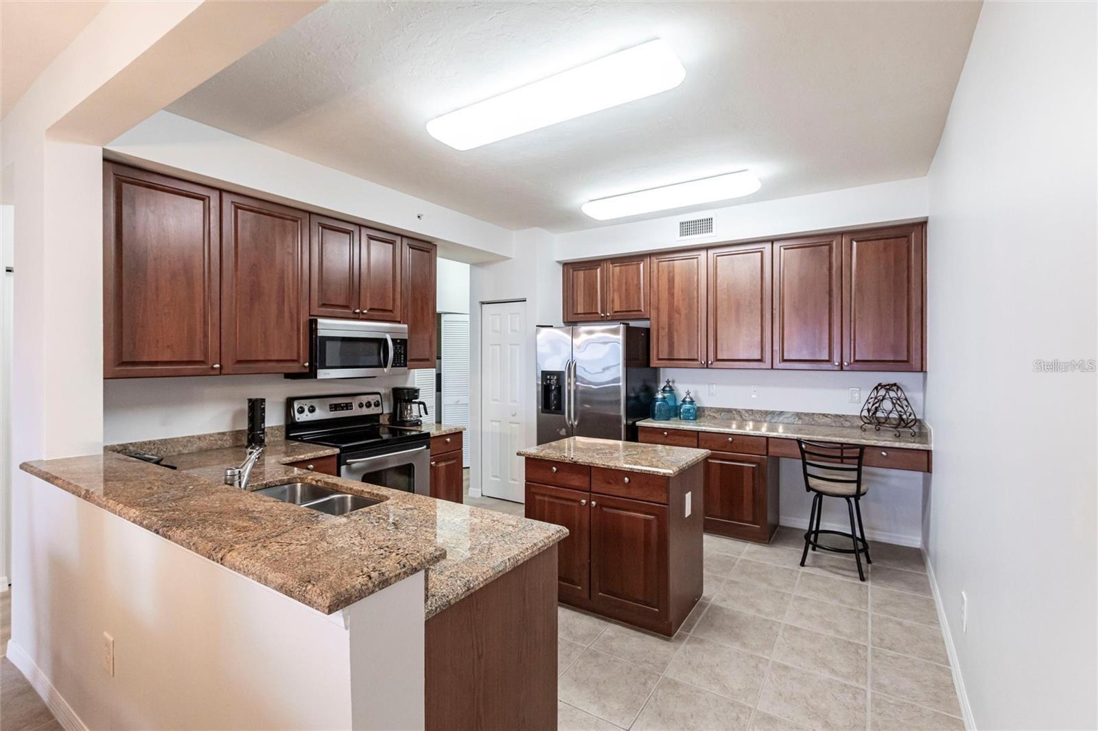 93 Vivante Blvd #9323 Property Photo 13