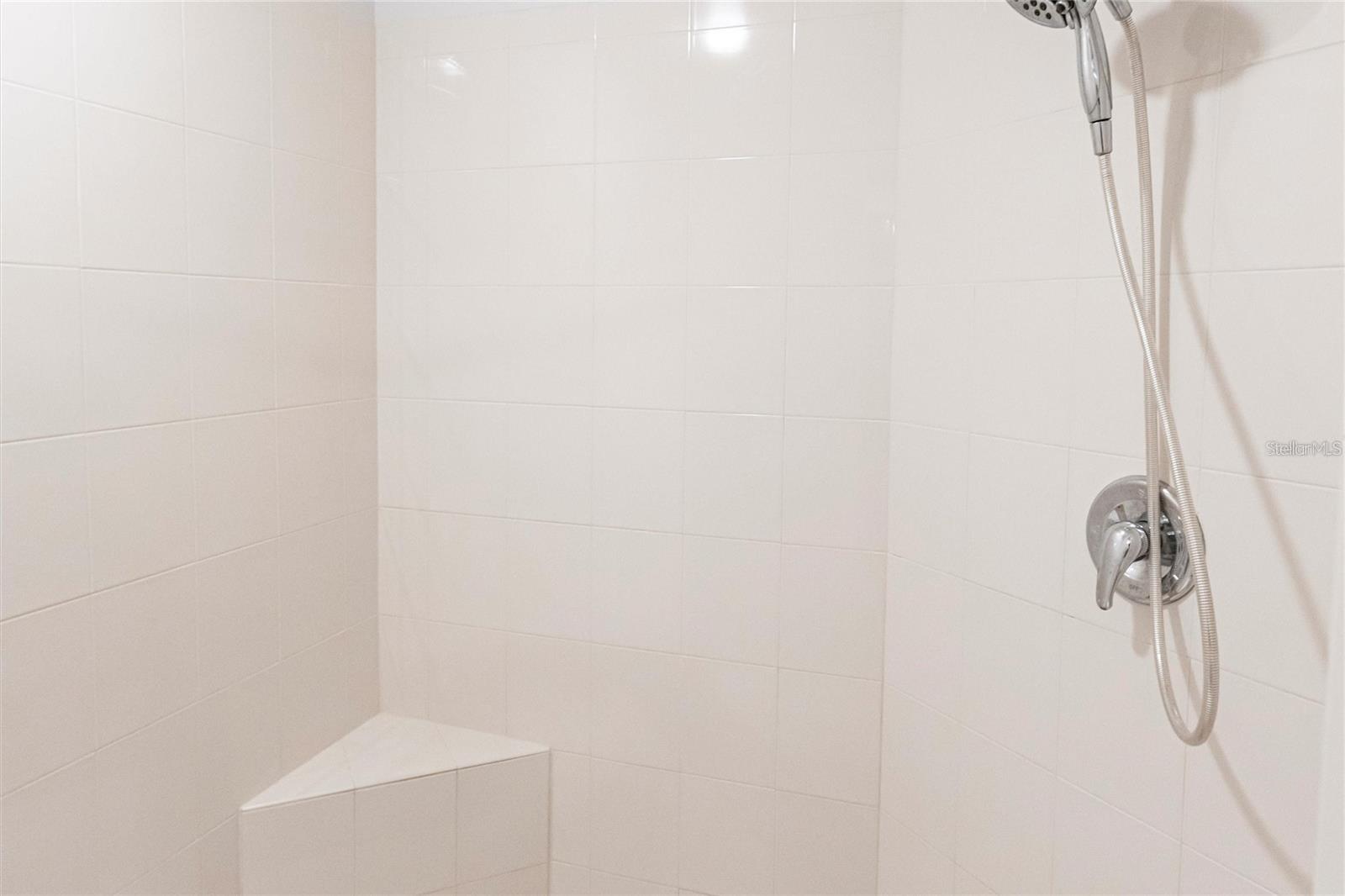 93 Vivante Blvd #9323 Property Photo 24