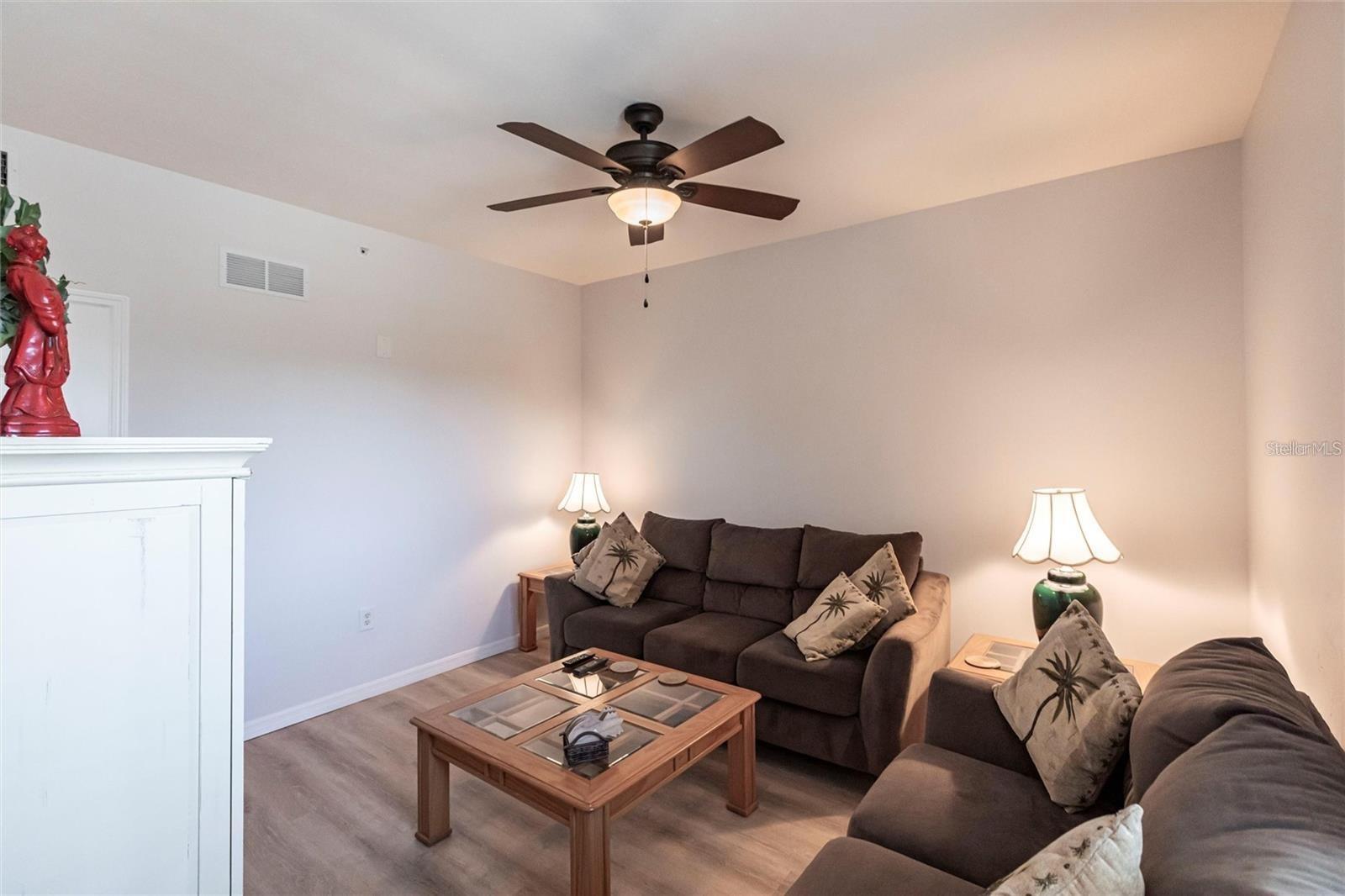 93 Vivante Blvd #9323 Property Photo 25