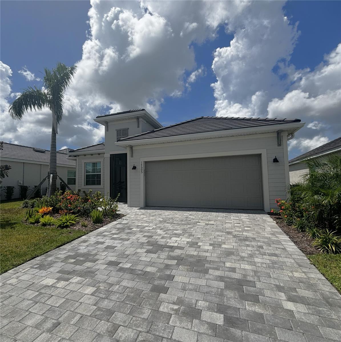 17435 Jadestone Ct Property Photo 2