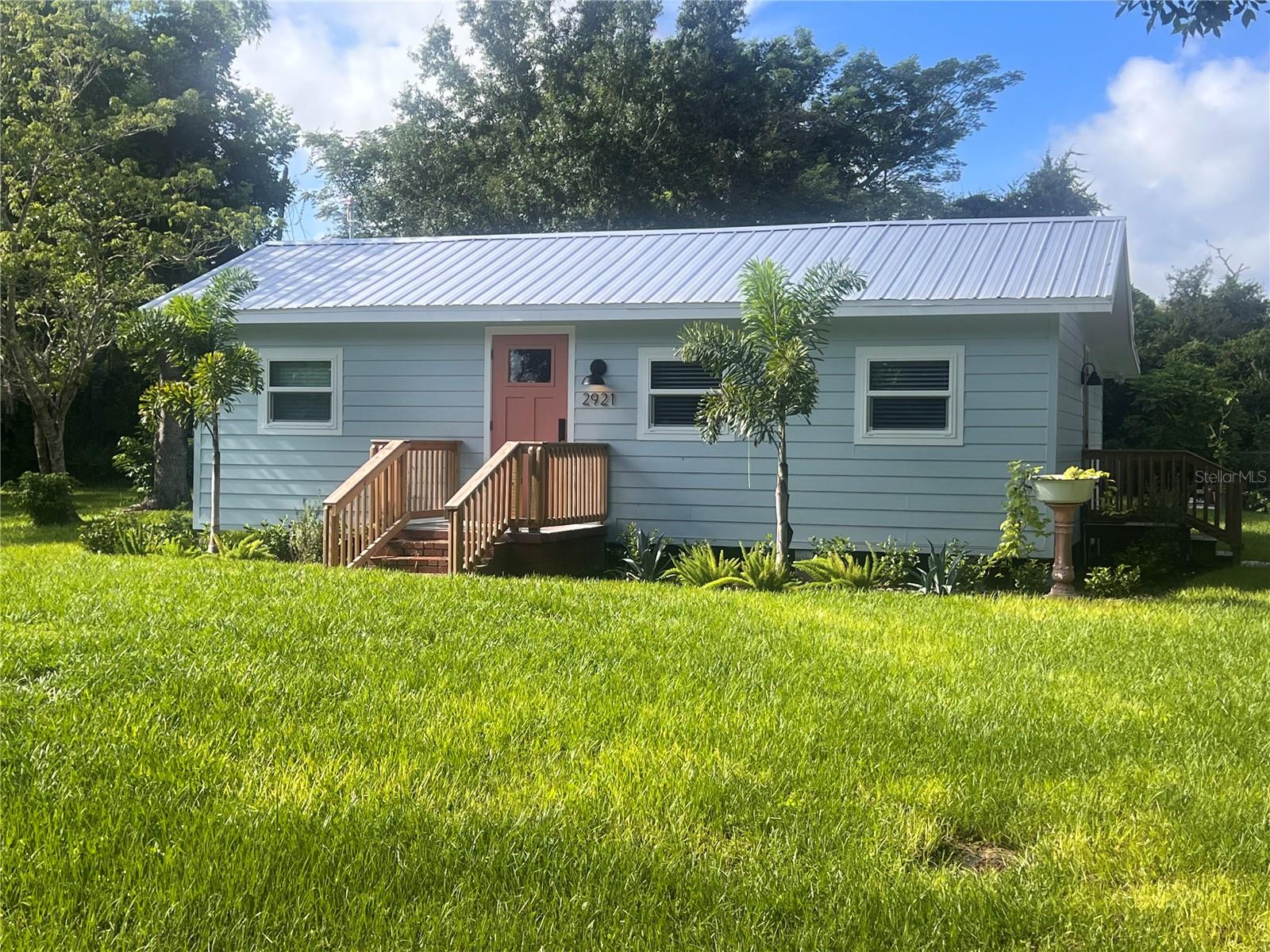 2921 WILSON AVE Property Photo 1