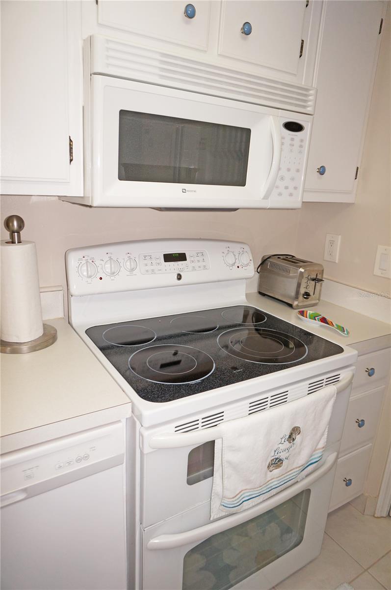 4158 Tamiami Trl #p1 Property Photo 11