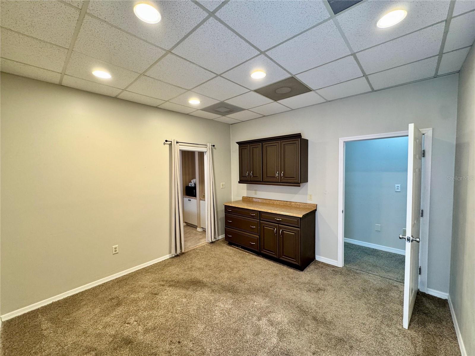 425 Cross St #13 Property Photo 10