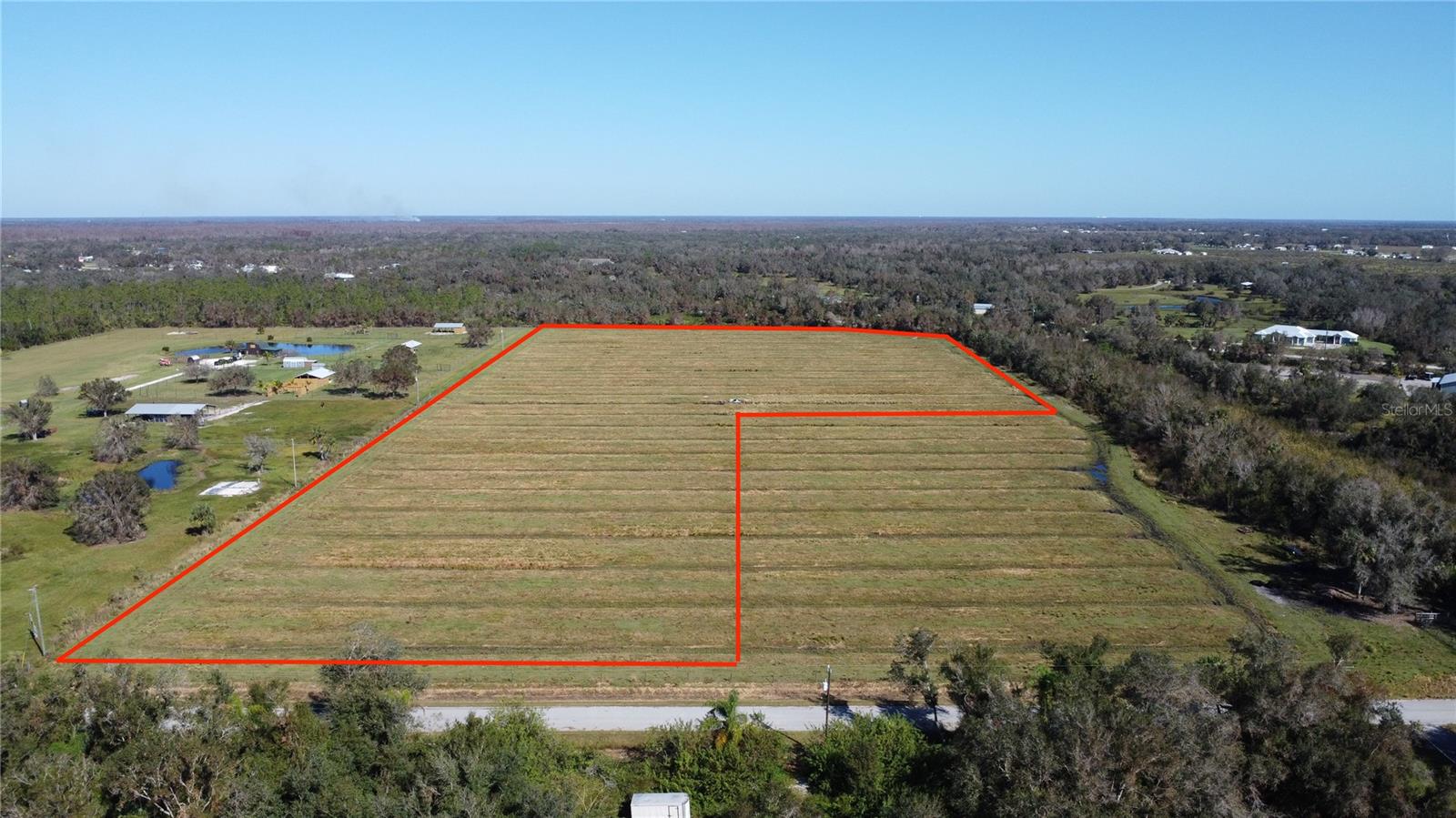 Sw Kissimmee Rd Property Photo 1