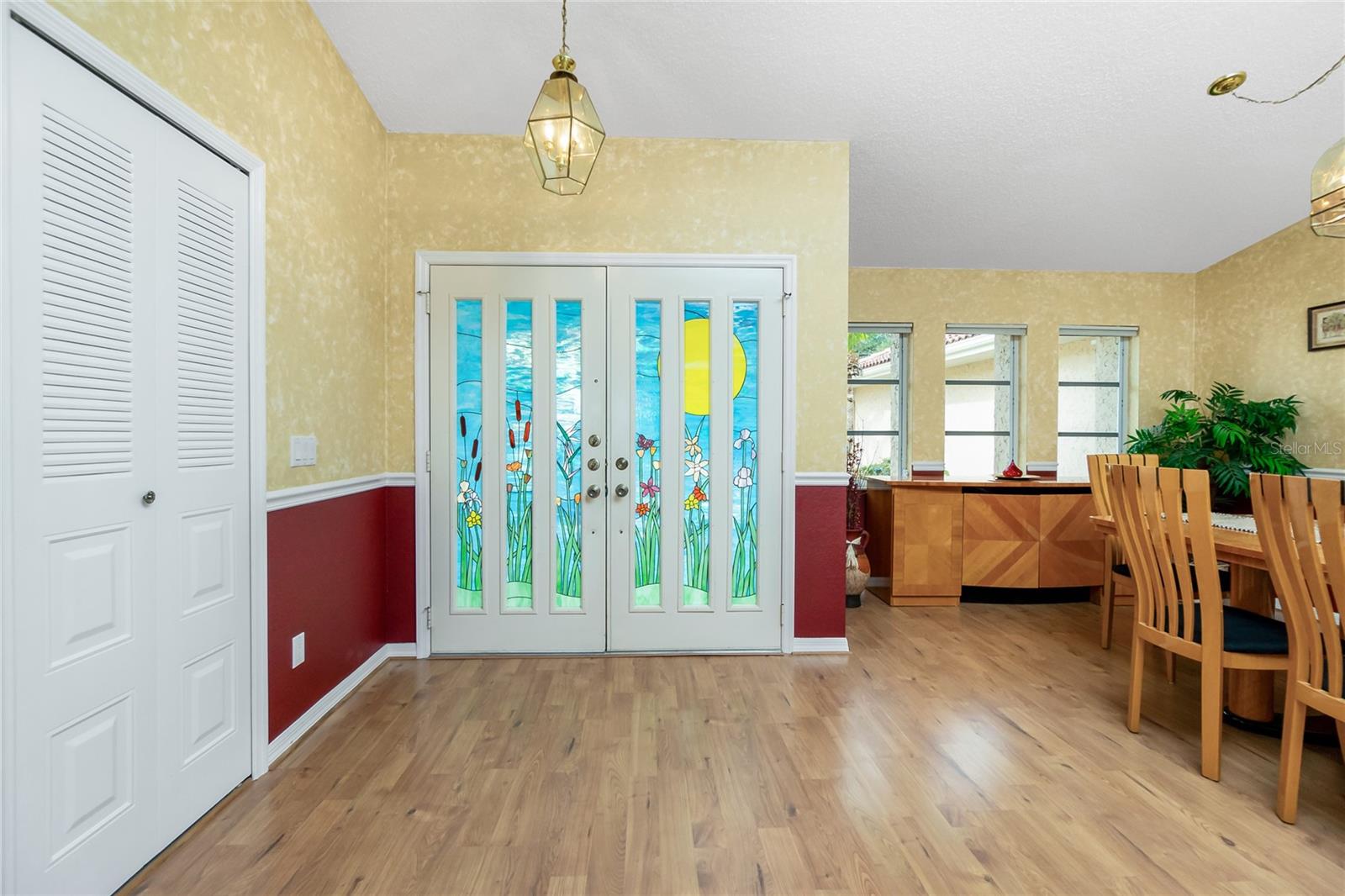 4088 Gingold St Property Photo 4