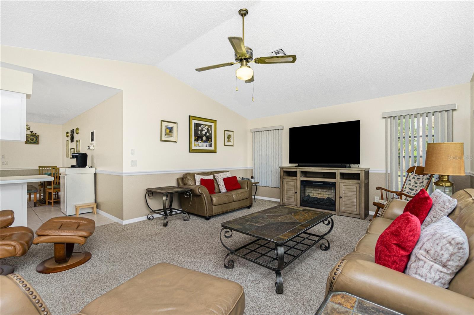 4088 Gingold St Property Photo 21