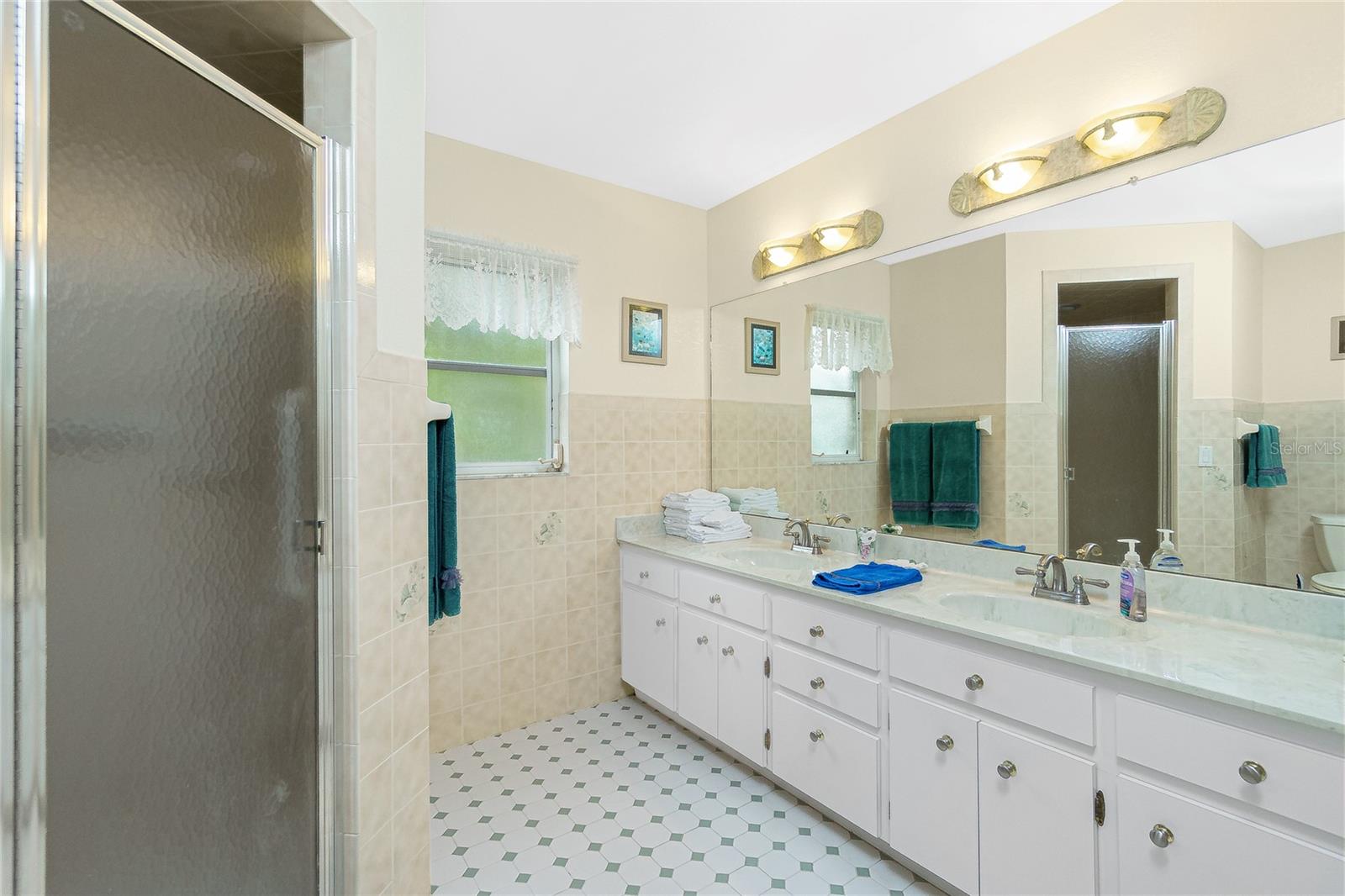 4088 Gingold St Property Photo 34