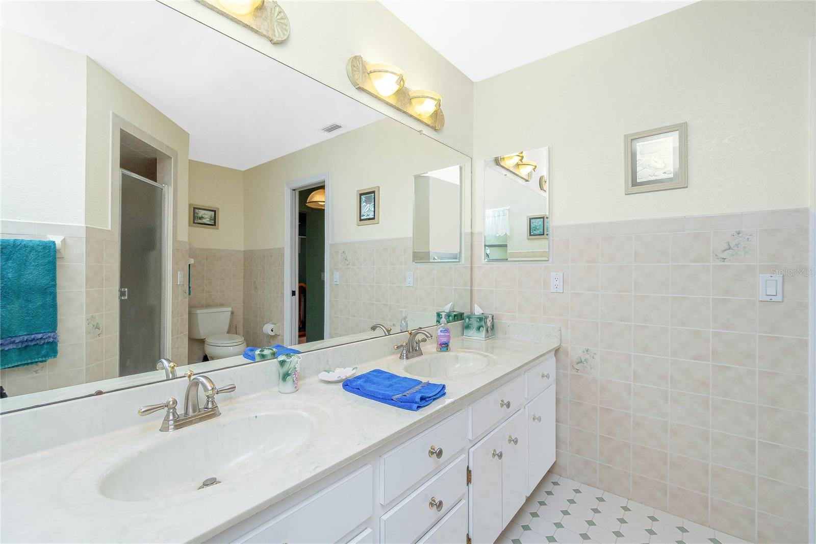 4088 Gingold St Property Photo 36