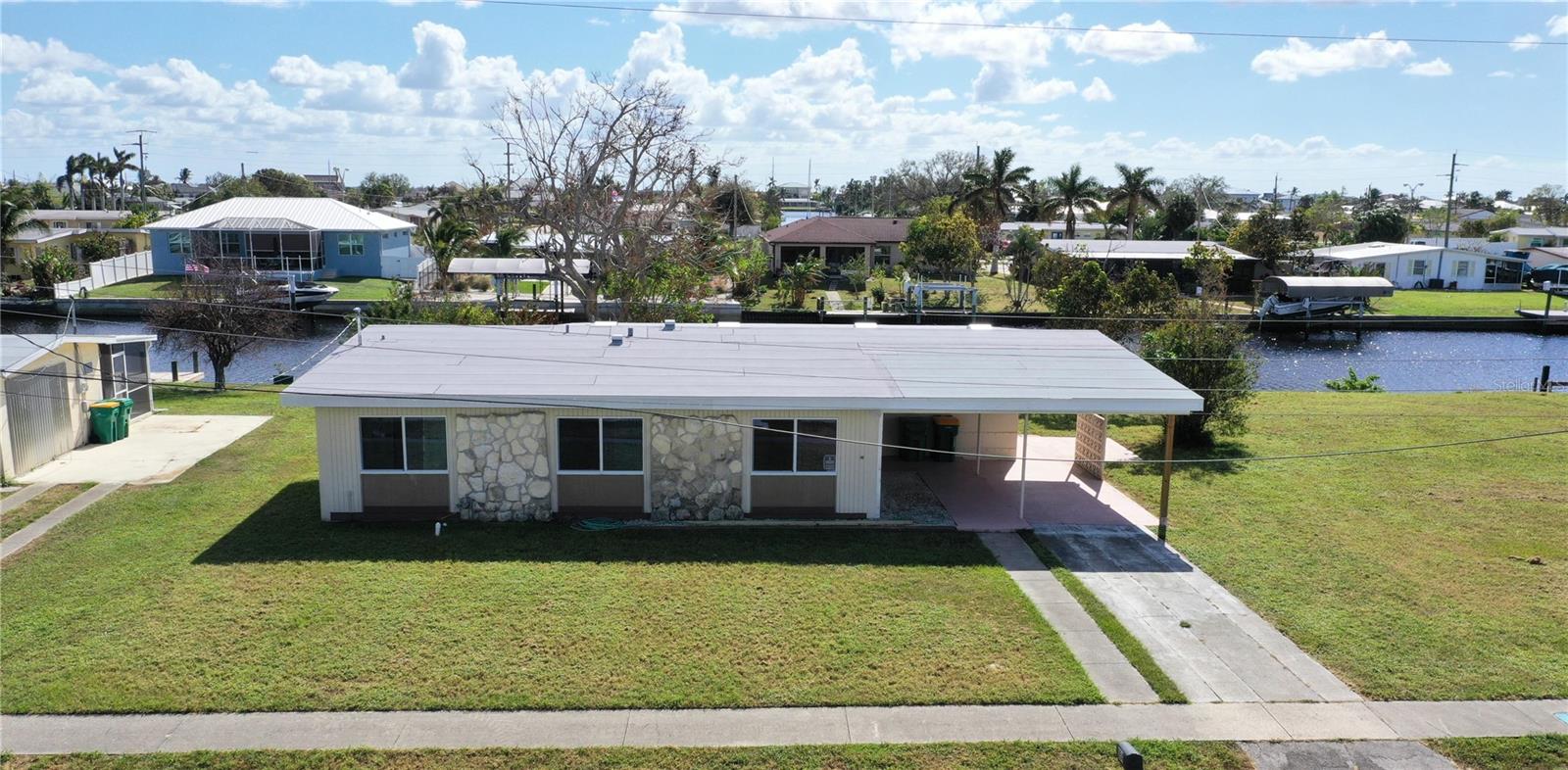 554 Lindley Ter Property Photo 6