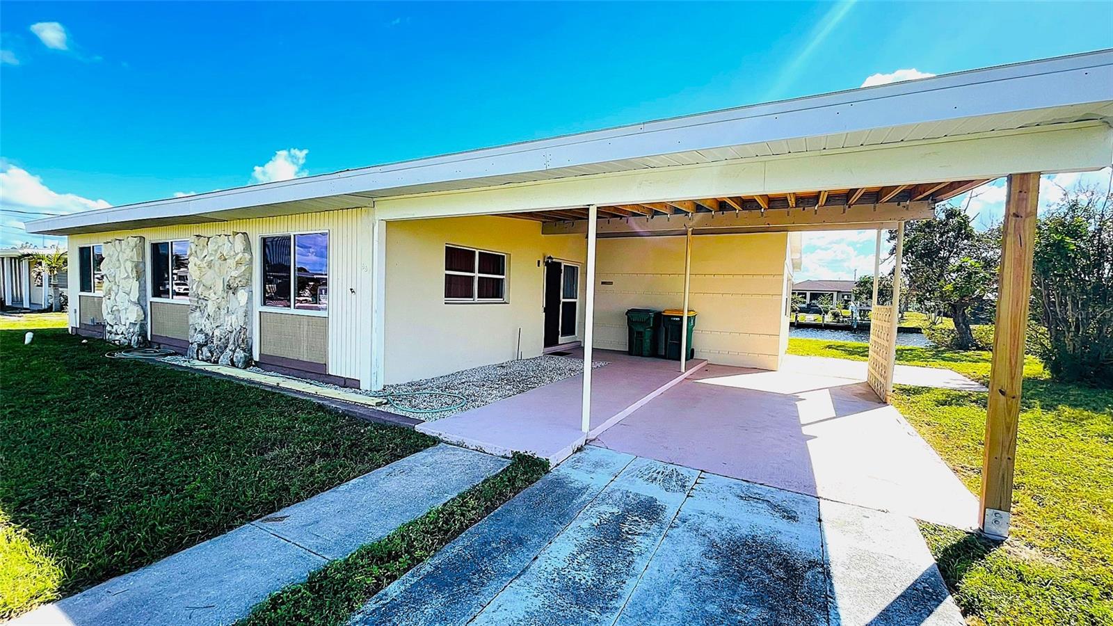 554 Lindley Ter Property Photo 8