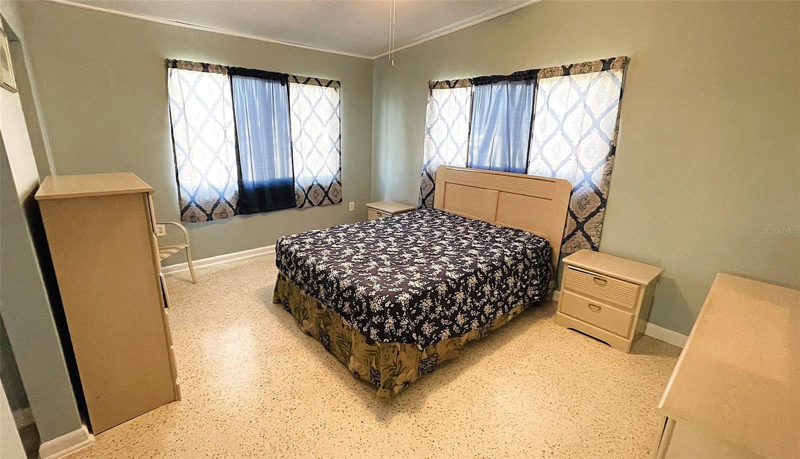 554 Lindley Ter Property Photo 22
