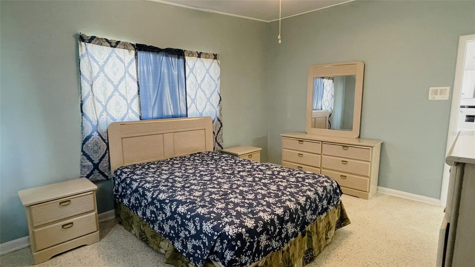 554 Lindley Ter Property Photo 25