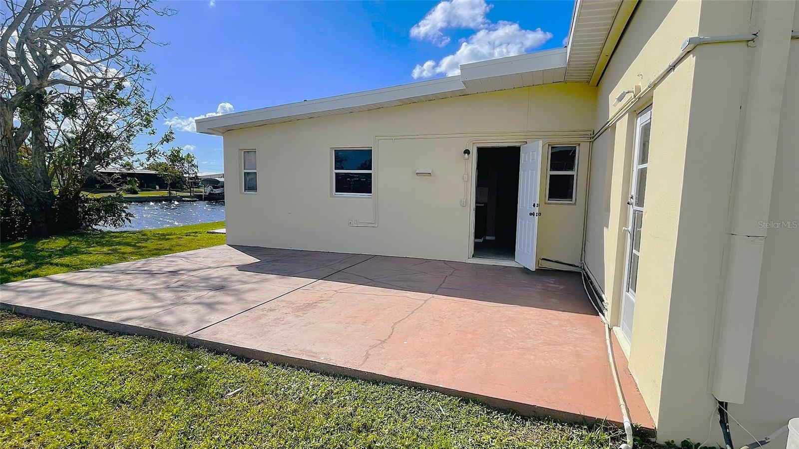 554 Lindley Ter Property Photo 37