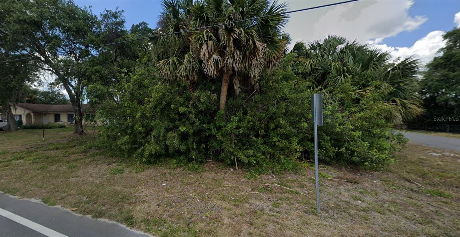 1427 Noble Ter Property Photo 2