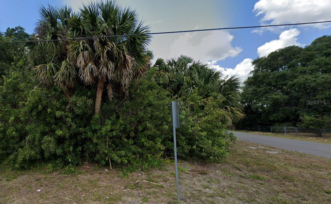 1427 Noble Ter Property Photo 4
