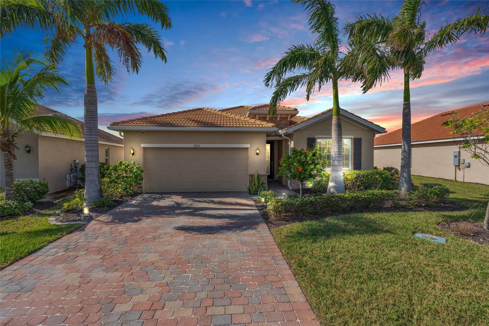 3210 Birchin Ln Property Photo
