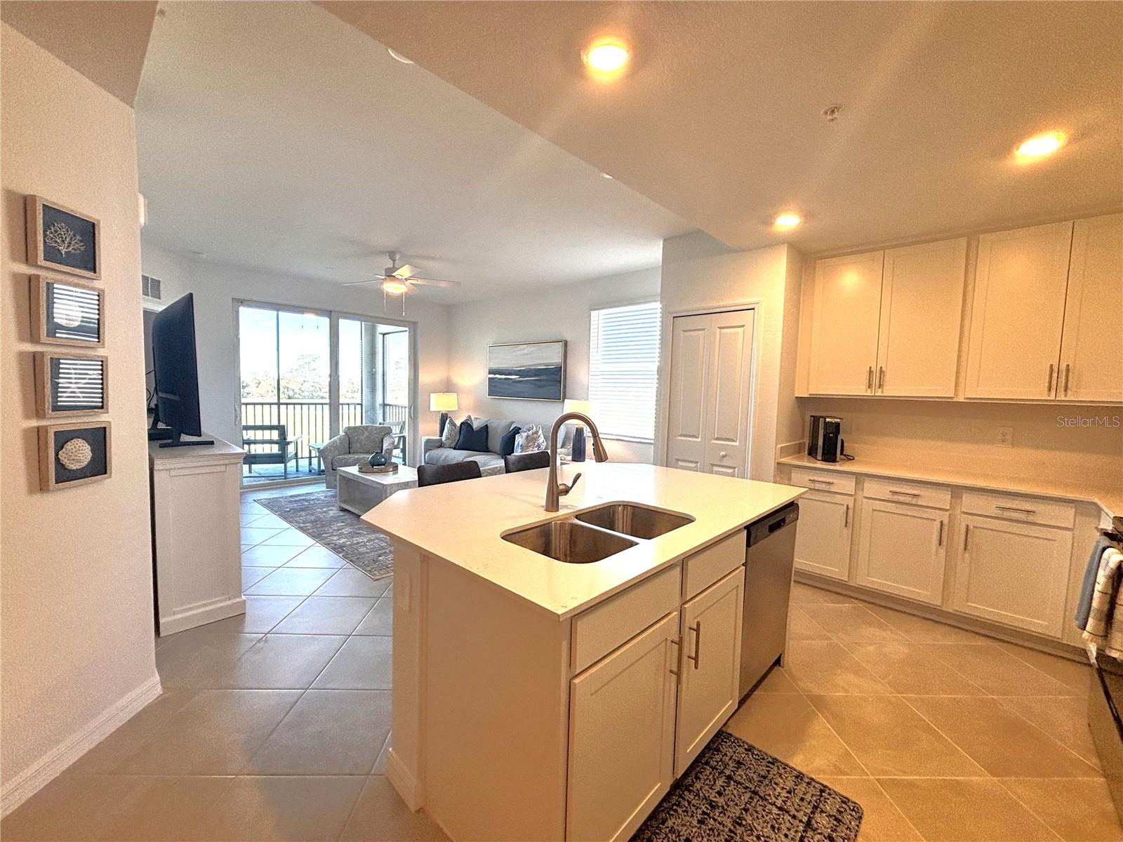 17565 Opal Sand Dr #208 Property Photo 5