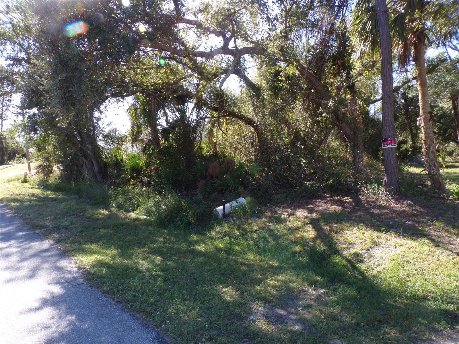 Nora Ln Property Photo 6