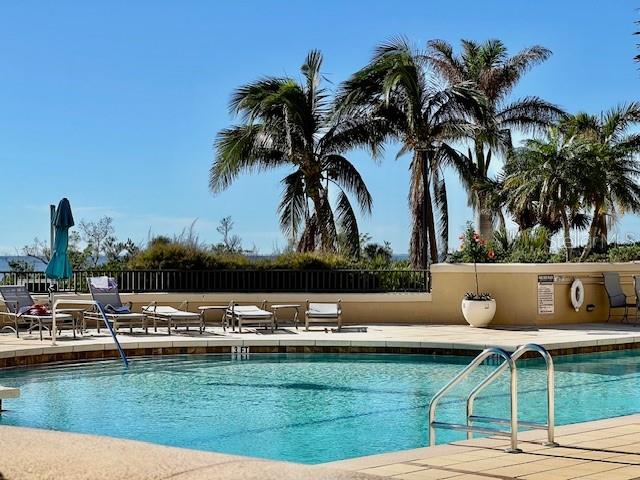 3313 Sunset Key Cir #203 Property Photo 7
