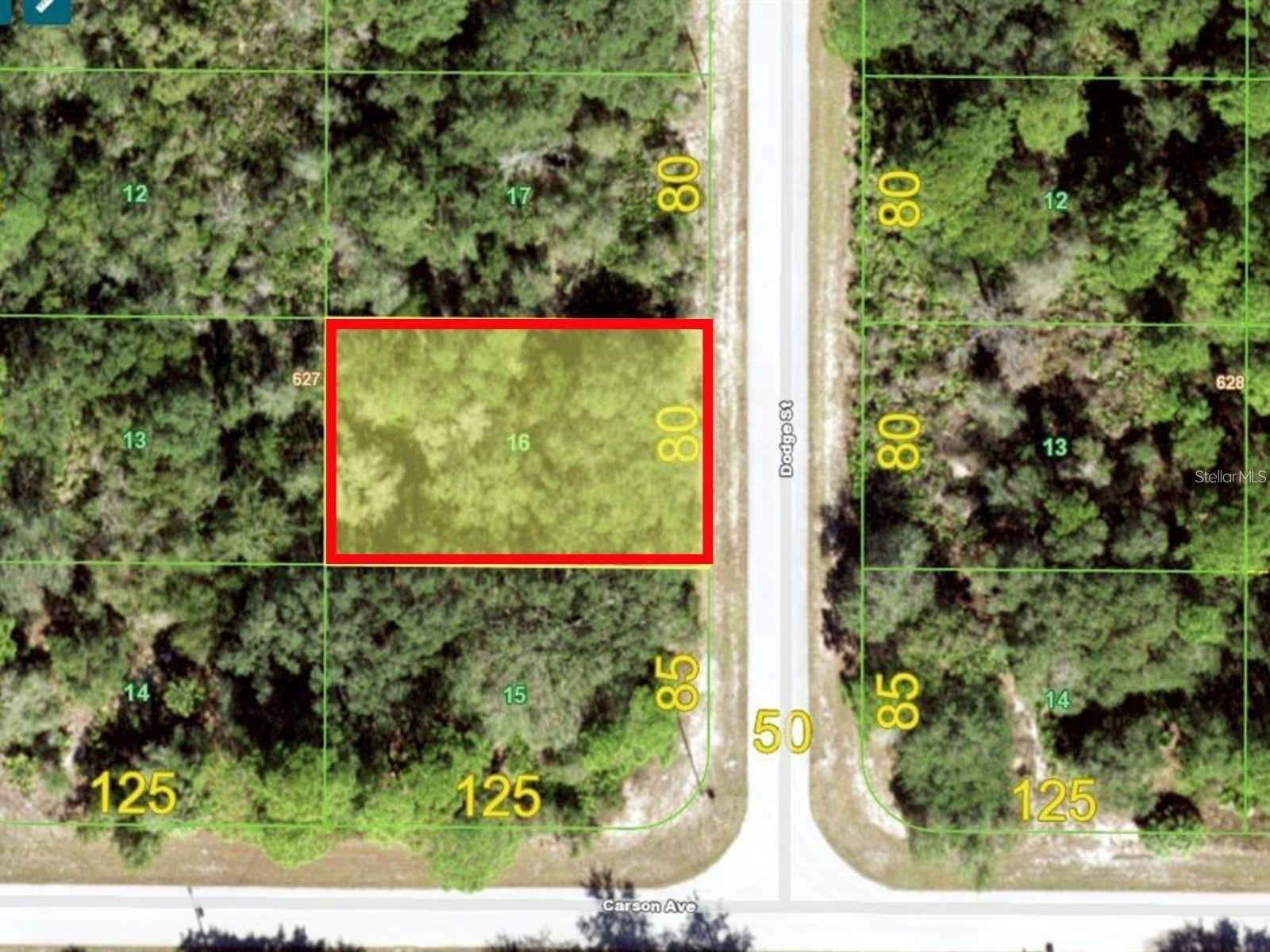 2401 Dodge St Property Photo 3